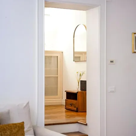 Loft In Centro Casa Del Cardinale דירה